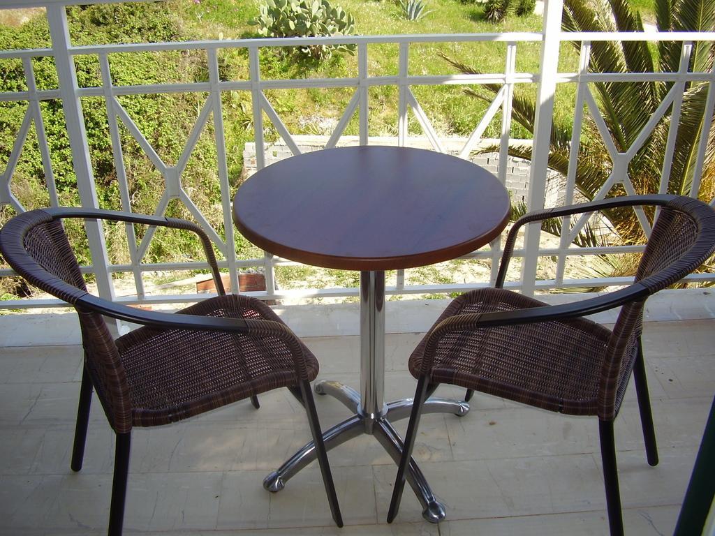 Dixtia Apartments Agios Georgios Pagon Habitación foto