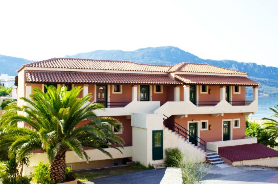 Dixtia Apartments Agios Georgios Pagon Exterior foto