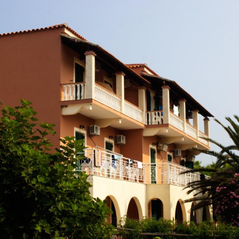 Dixtia Apartments Agios Georgios Pagon Exterior foto