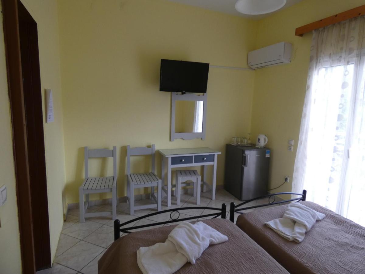Dixtia Apartments Agios Georgios Pagon Exterior foto
