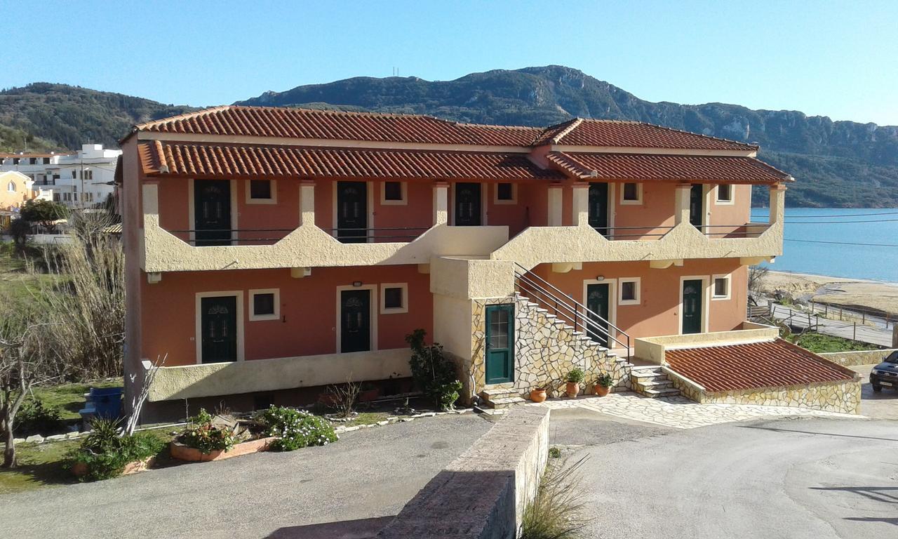 Dixtia Apartments Agios Georgios Pagon Exterior foto